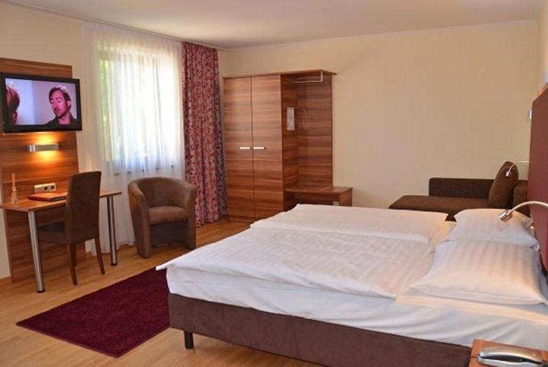 Hotel Und Cafe Paso